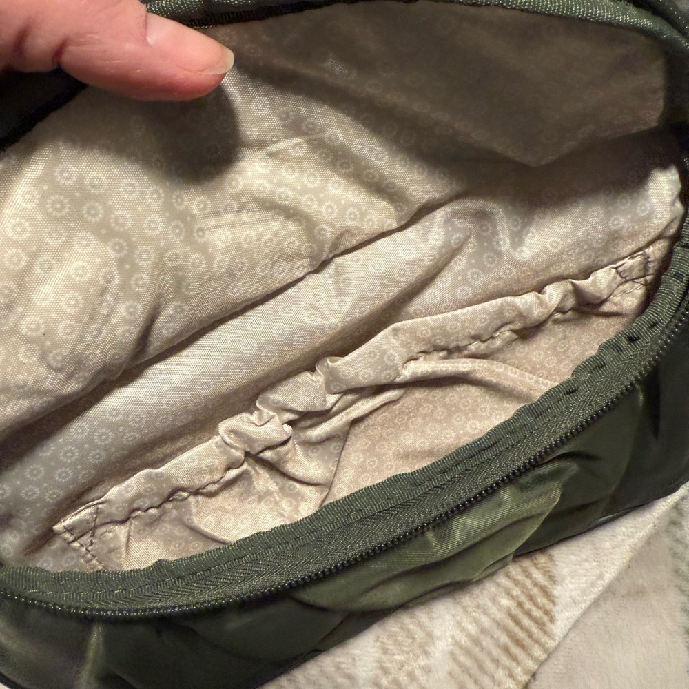 Lug Mambo Olive Green Nylon Crossbody Bag. - Picture 2 of 8